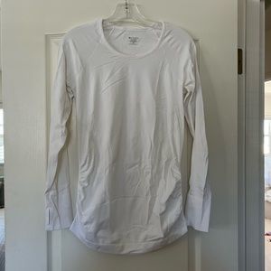 Athleta Long-sleeve White Workout Top, Ruched sides, Thumb Holes, Size Medium
